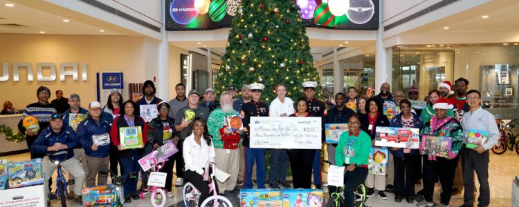 Hyundai Alabama Team Donates To Toys For Tots